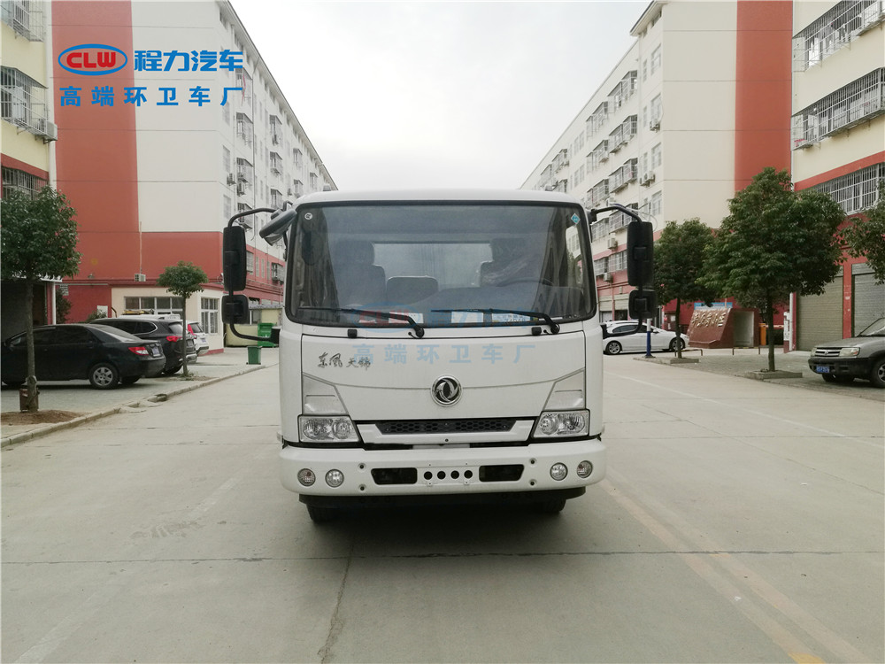 東風(fēng)天錦餐廚垃圾車 方罐