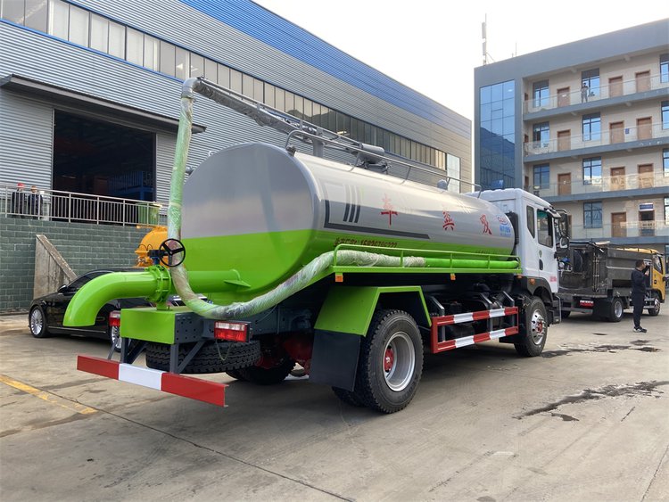 東風(fēng)D9養(yǎng)殖場(chǎng)12方吸糞車(chē)