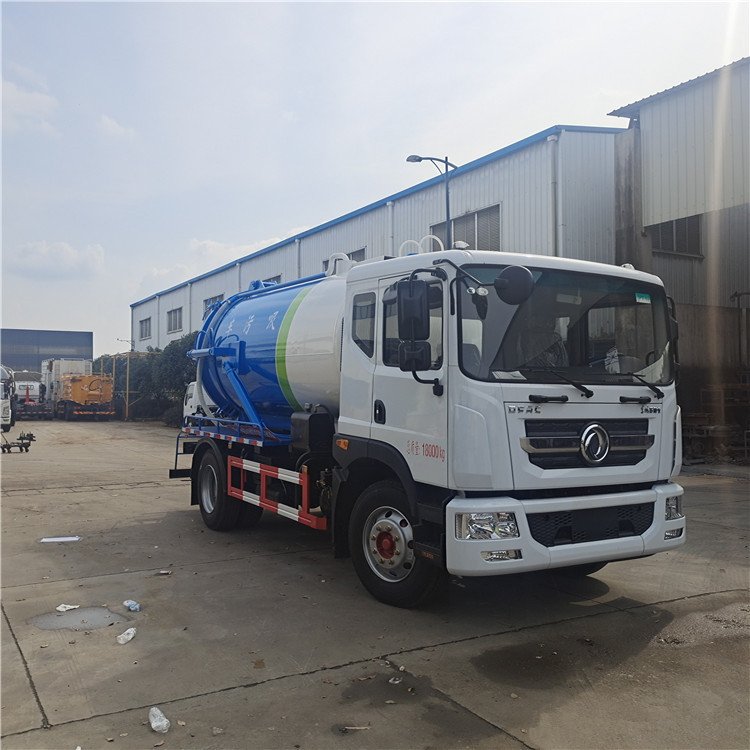 國(guó)六12方東風(fēng)D9大功率吸污車(chē)
